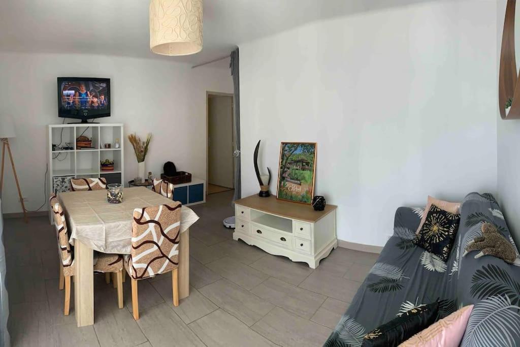 Appartement Familial En Bord De Mer Ла-Сейн-сюр-Мер Экстерьер фото
