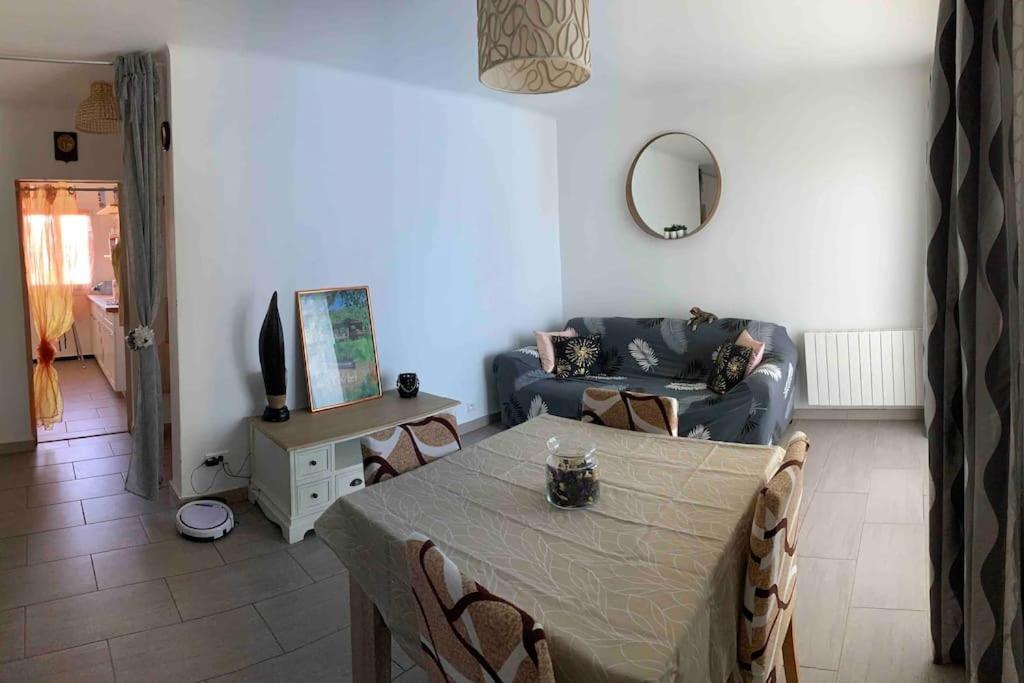 Appartement Familial En Bord De Mer Ла-Сейн-сюр-Мер Экстерьер фото